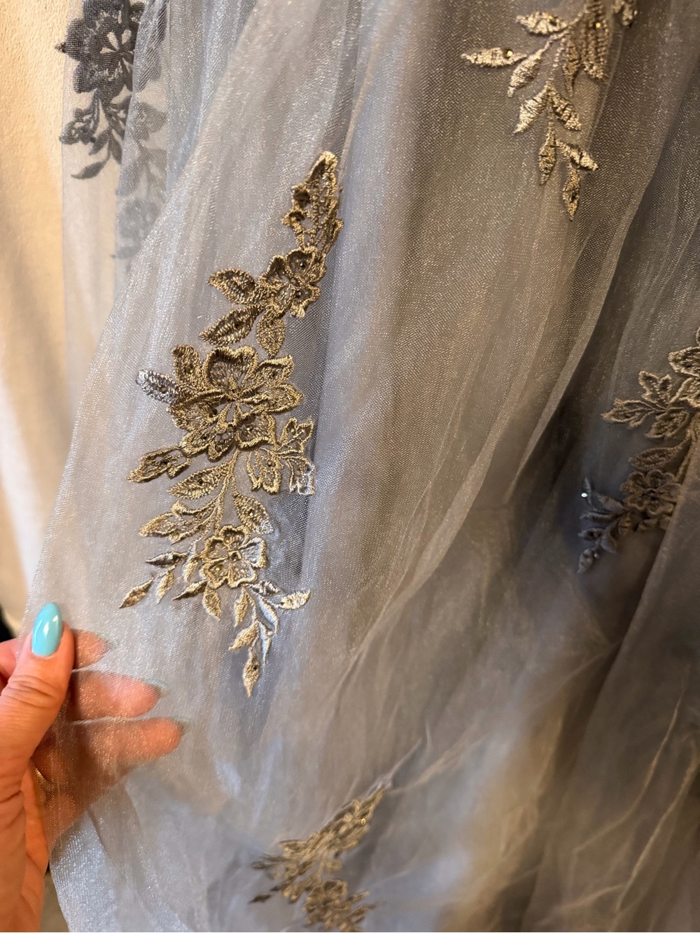 La Femme Silver Gray Embroidered Formal Gown - Picture 13 of 14